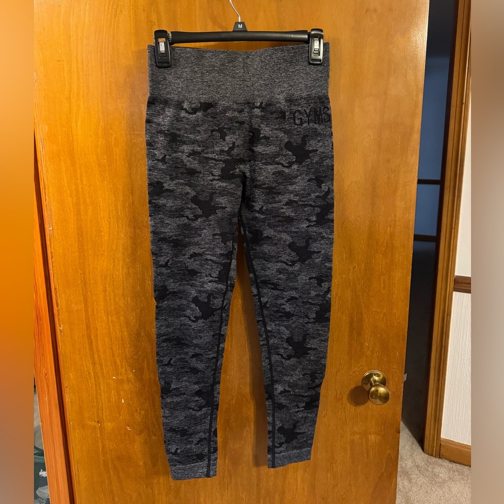 Gymshark adapt camo size M